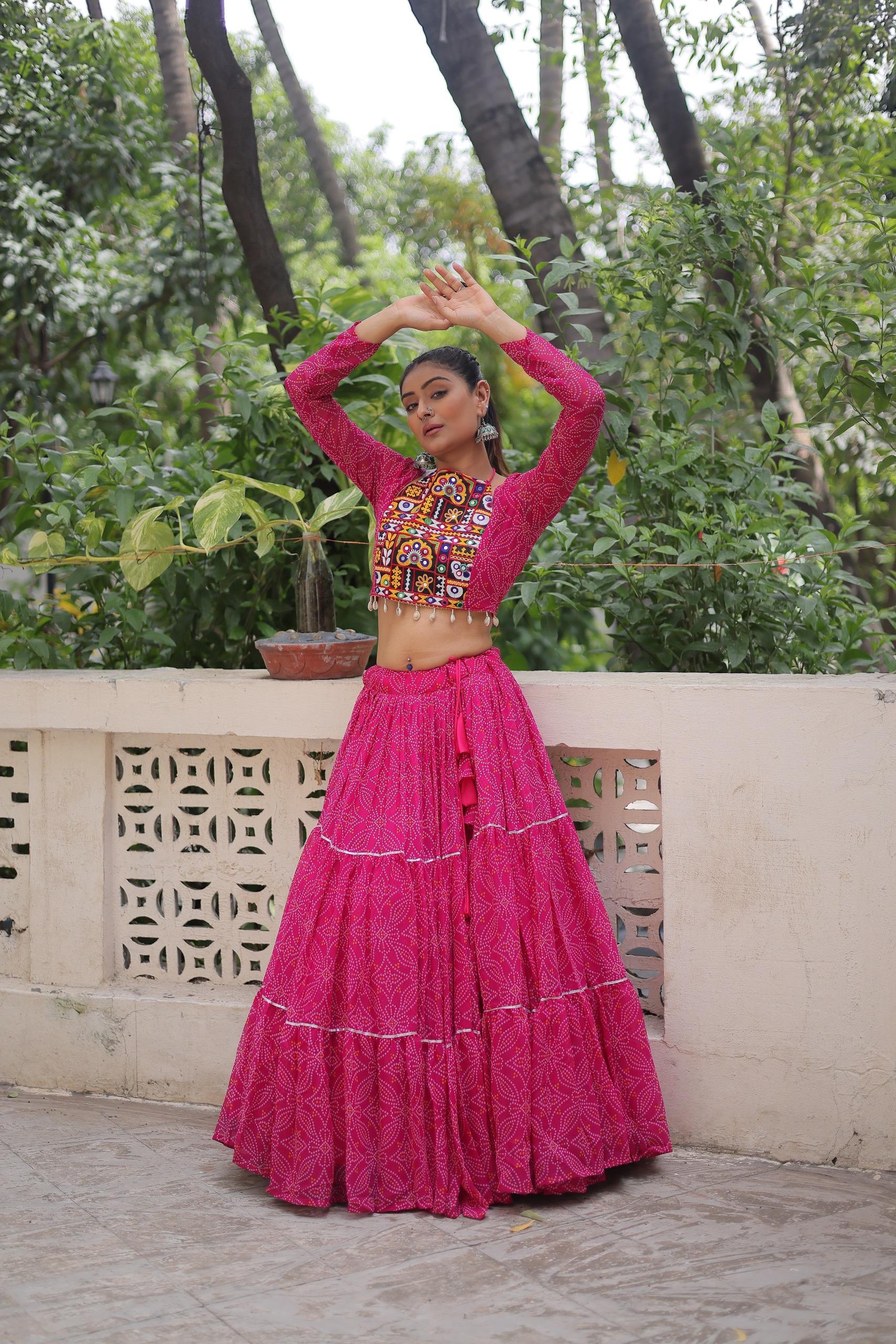 BANDHEJ PRINT WITH GOTTA PATTI & GAMTHI WORK