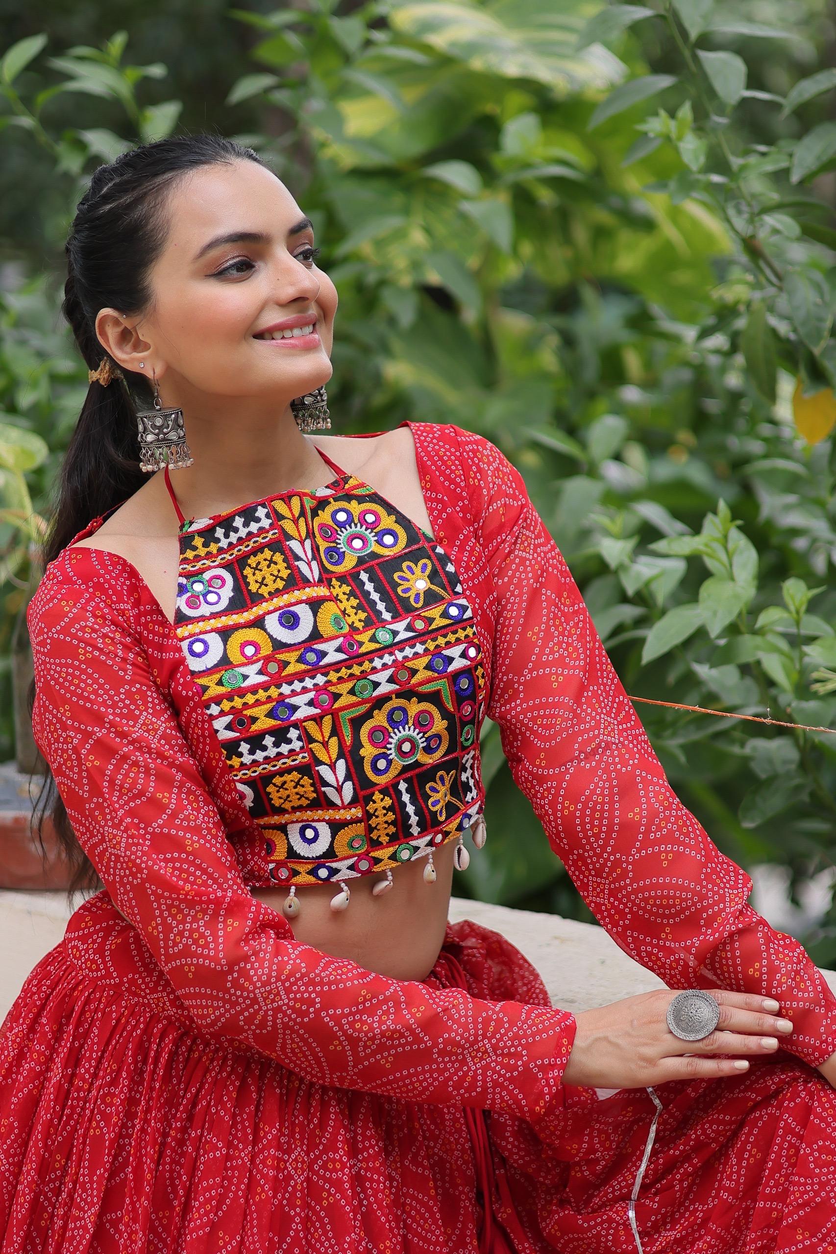 BANDHEJ PRINT WITH GOTTA PATTI & GAMTHI WORK
