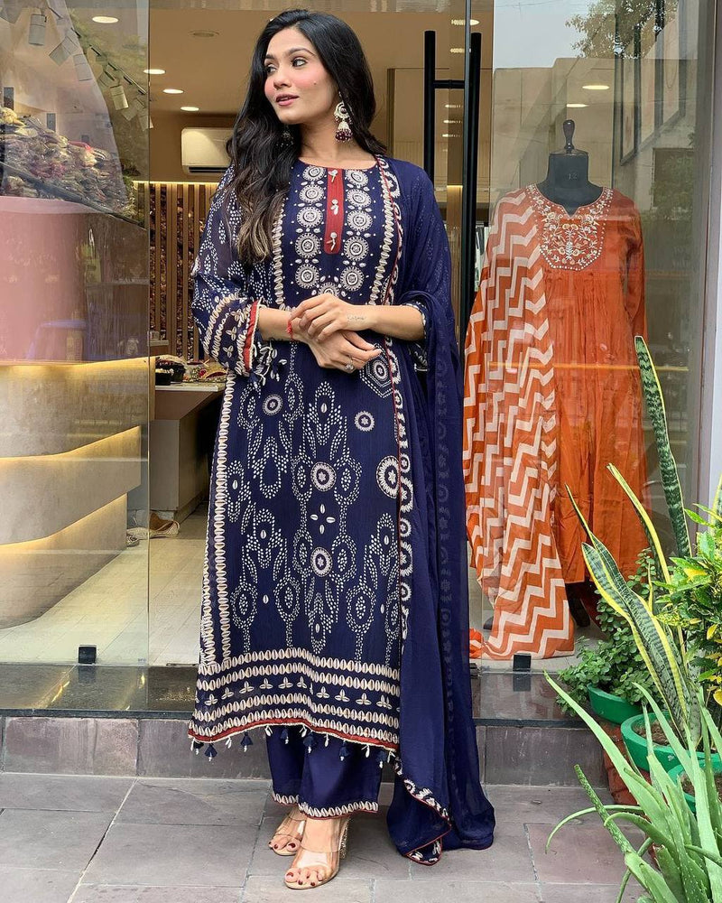 Blue Colur Beautiful Neck Hand Work Cotton Lining Suit Set