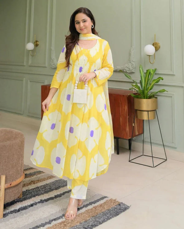 Yellow Colour Pure Cotton Beautiful Print Kurta Set