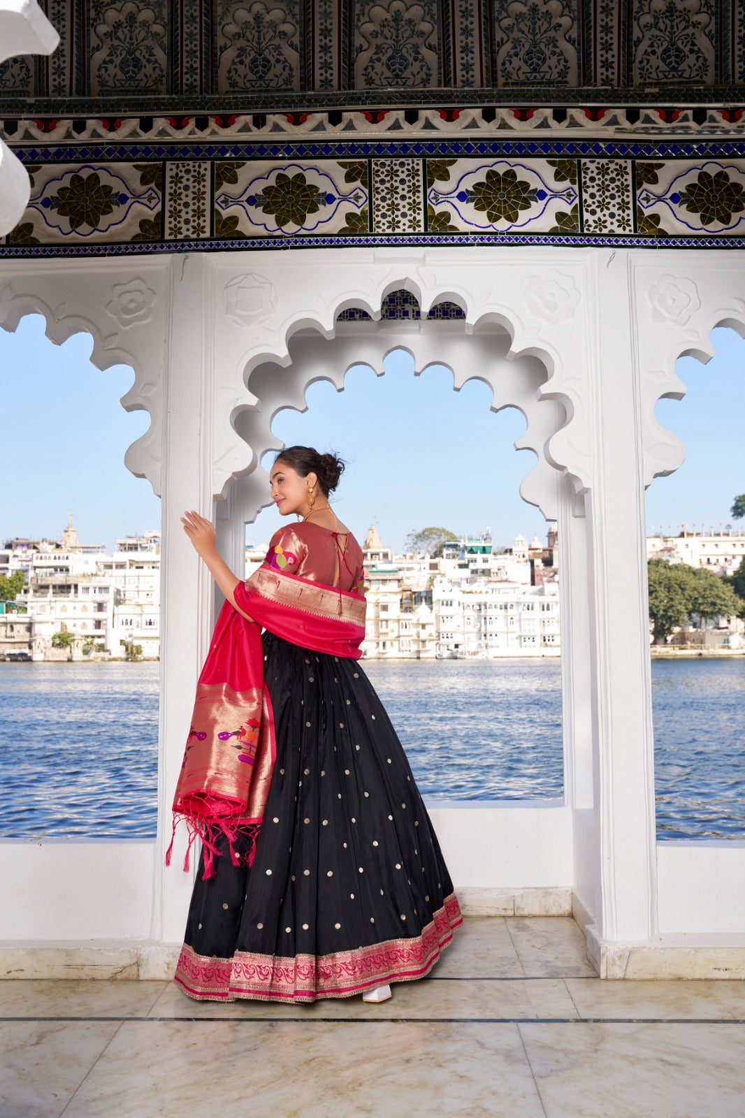 PAITHANI ELEGANCE FOR MODERN BRIDE