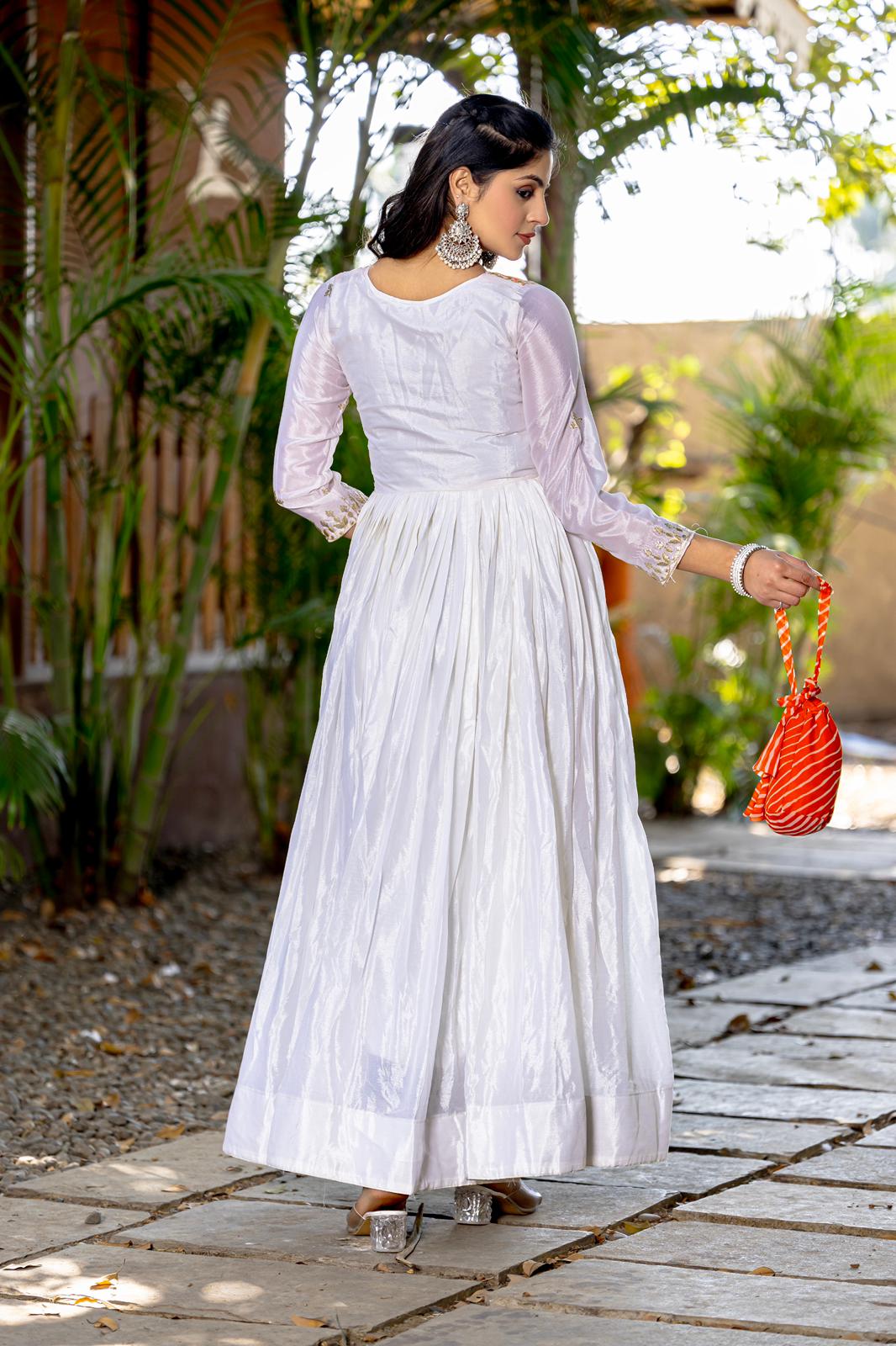 Elegant Laheriya Print Festival Gown with Jacket & Hand Purse