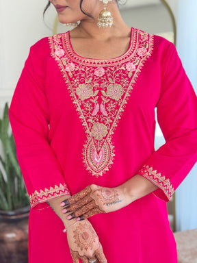 Viscose Chanderi Kurti with Pant & Dupatta Set