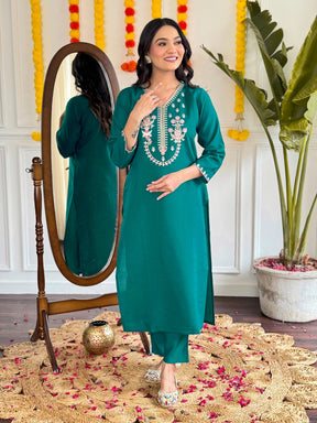 Viscose Chanderi Embroidered Kurti Set