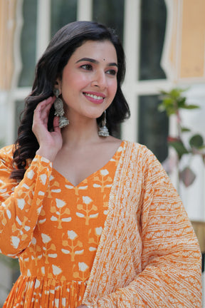 Pure Cotton Elegance in a Kurti Set