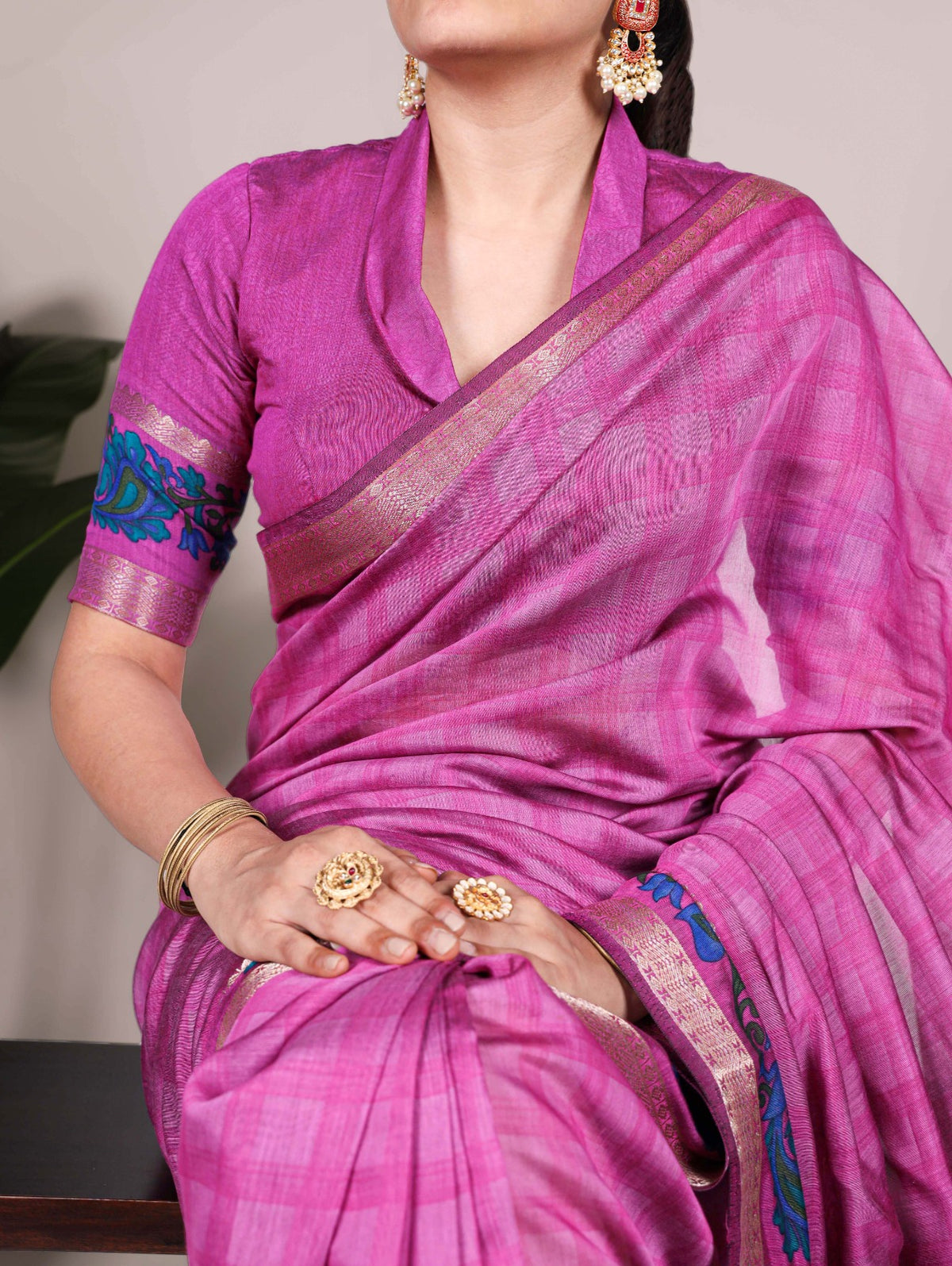 ELEGANT PRINTED SAREES WITH ZARI WEAVING