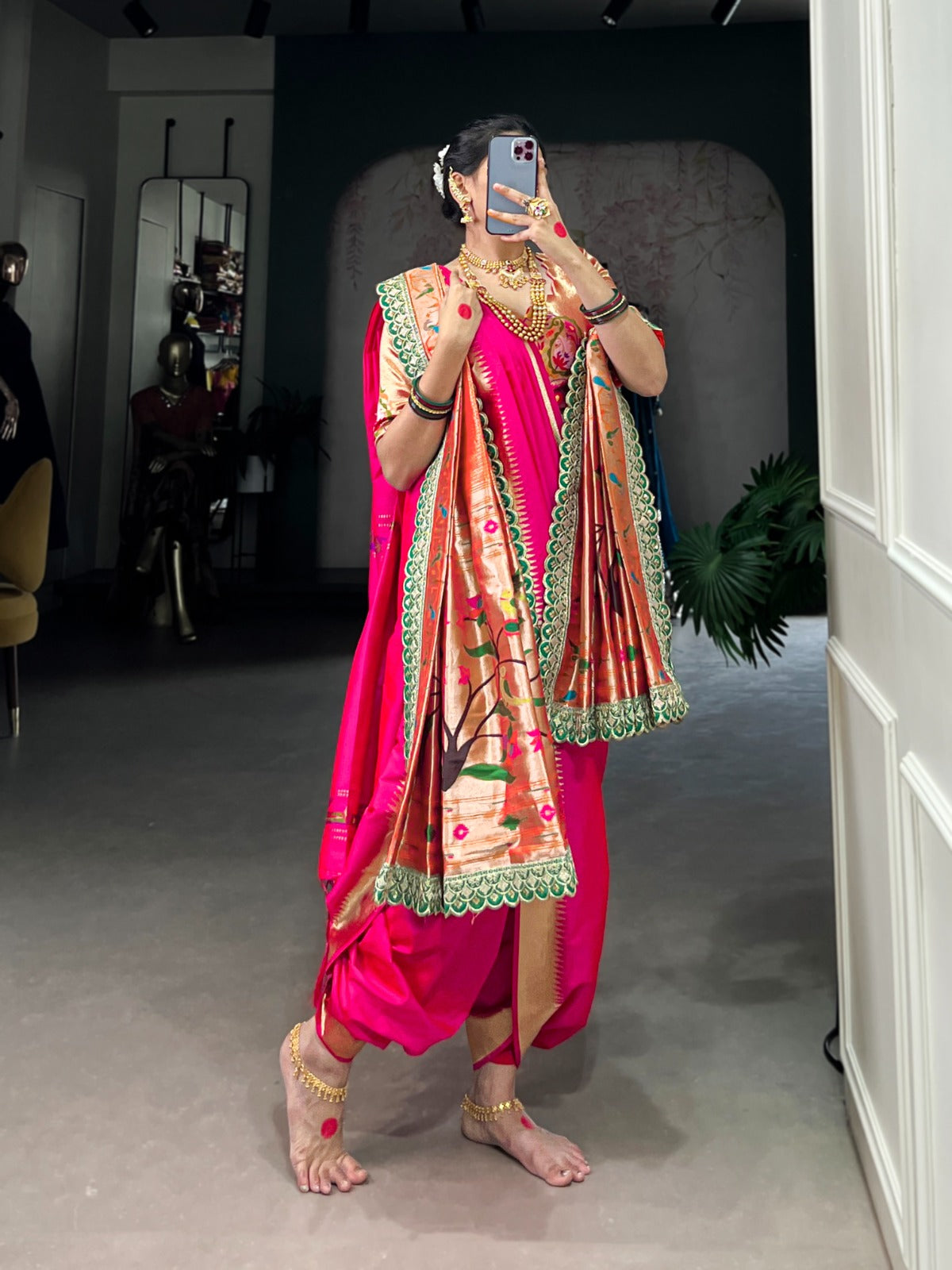 ROYAL PAITHANI SAREE ELEGANCE