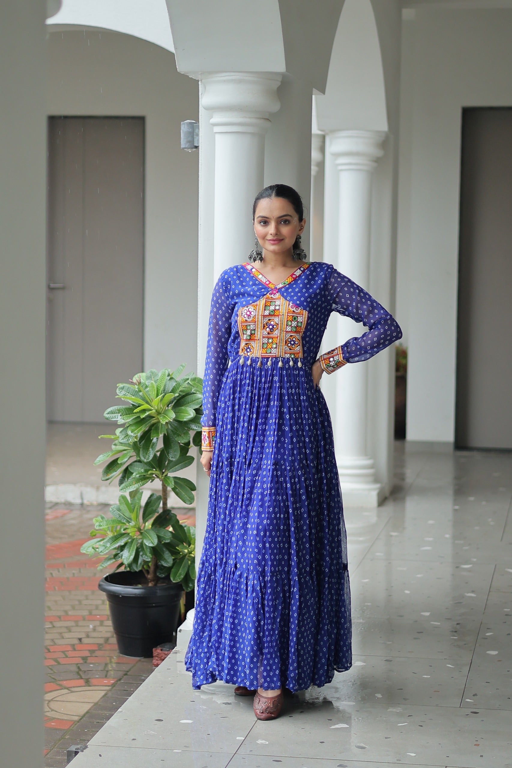 BANDHANI PRINT GEORGETTE GOWN WITH KUTCHI WORK