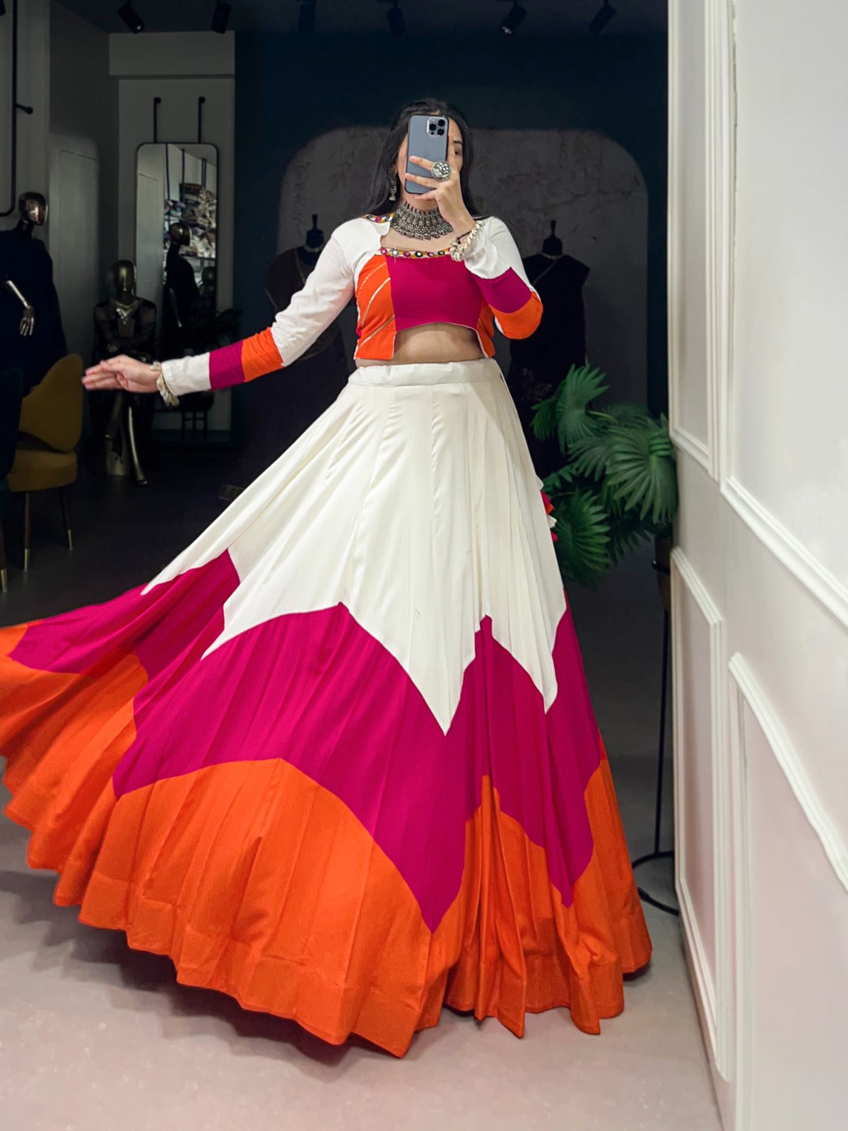 TRADITIONAL GAMTHI WORK LEHENGA CHOLI SET