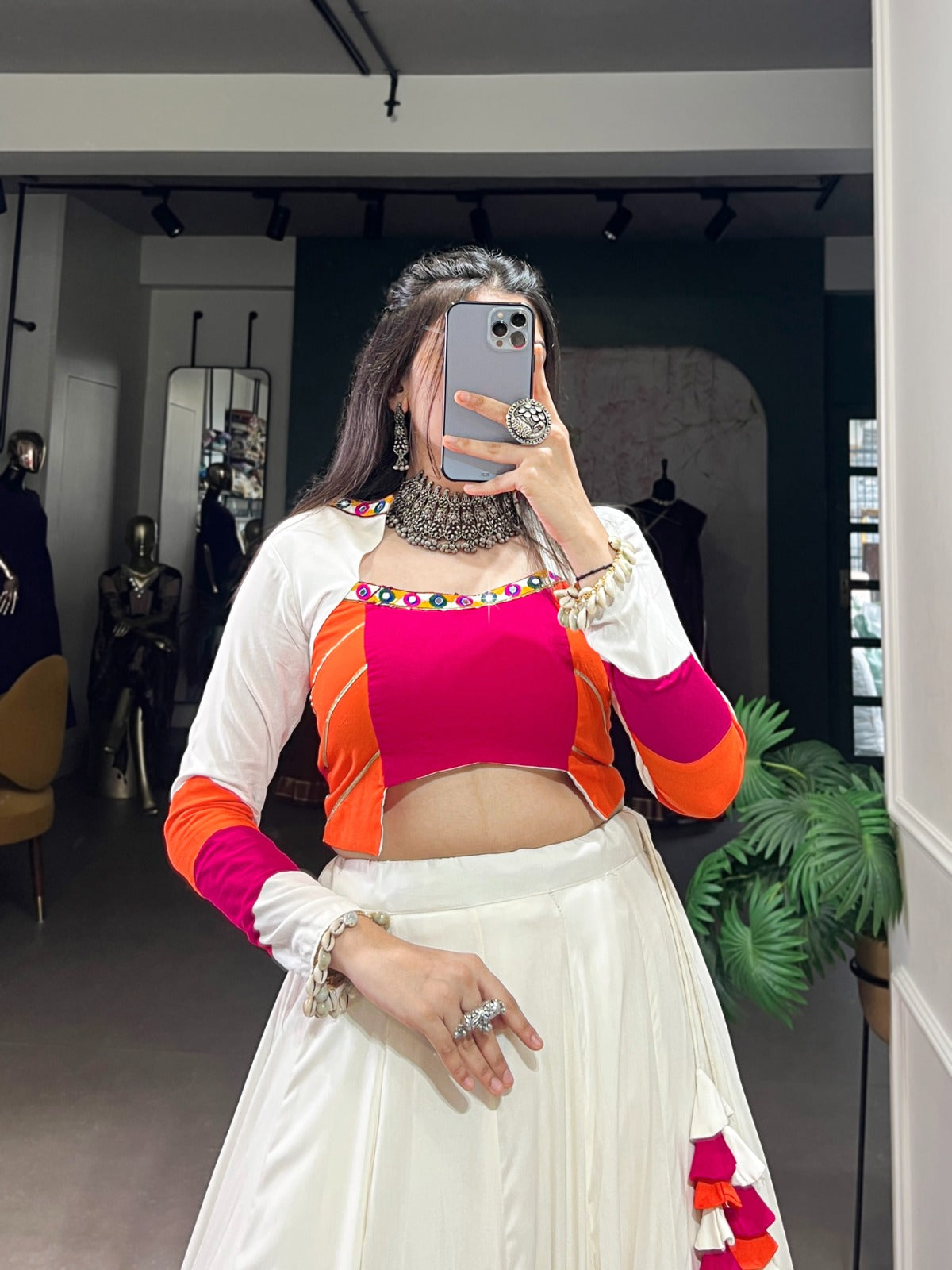 TRADITIONAL GAMTHI WORK LEHENGA CHOLI SET