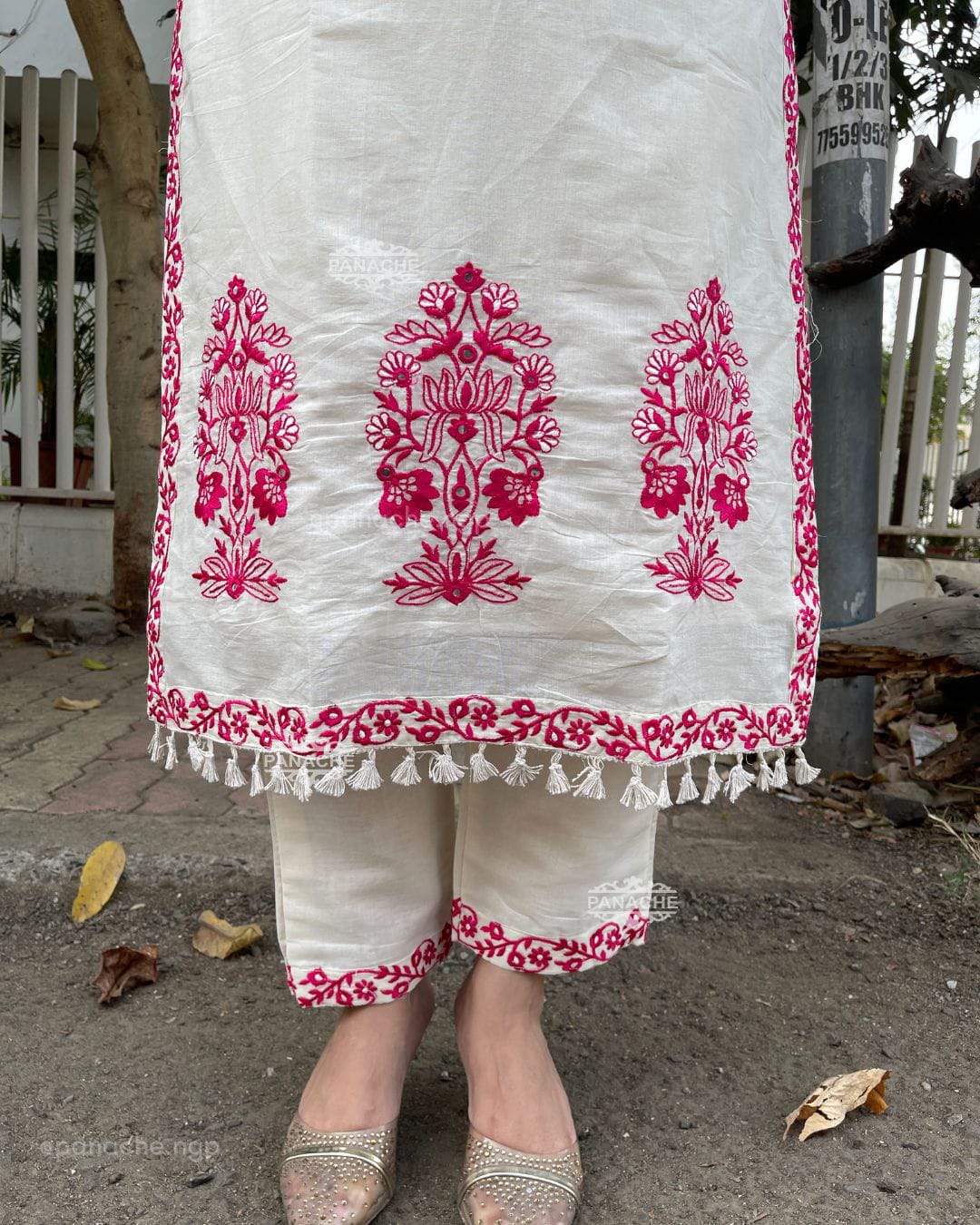 FESTIVAL SPECIAL BANARASI EMBROIDERED KURTI SET