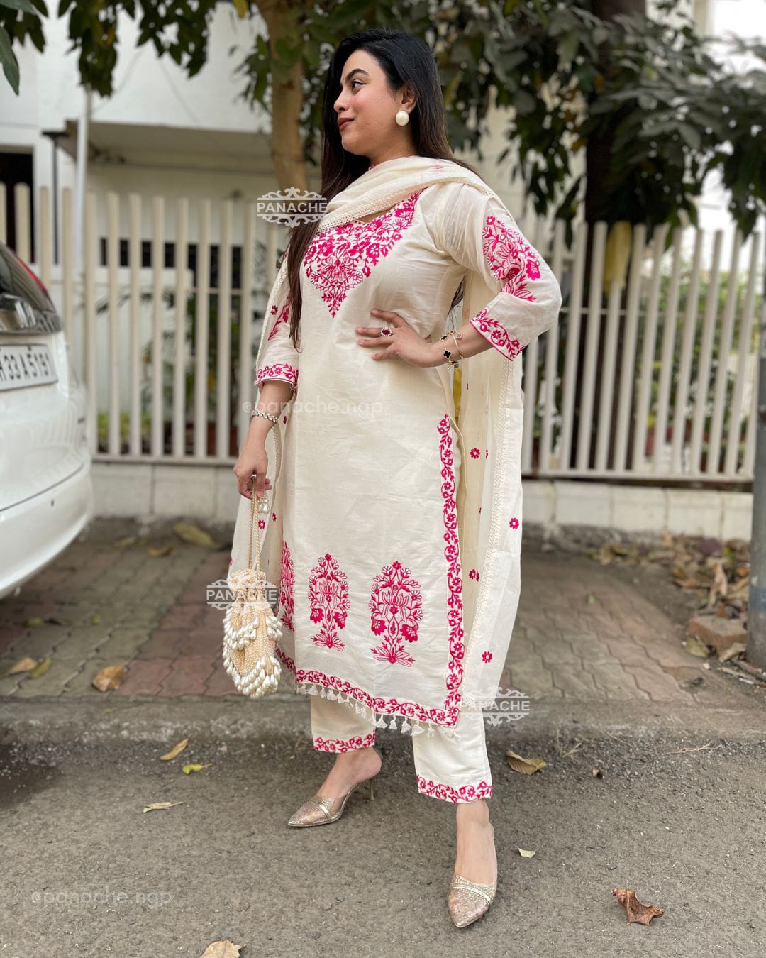 FESTIVAL SPECIAL BANARASI EMBROIDERED KURTI SET