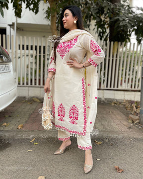 FESTIVAL SPECIAL BANARASI EMBROIDERED KURTI SET