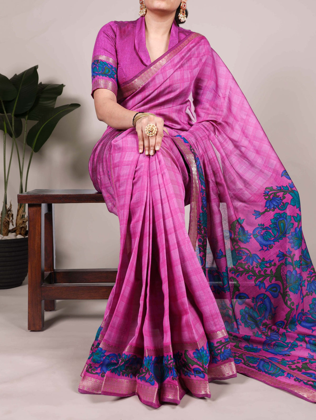 ELEGANT PRINTED SAREES WITH ZARI WEAVING