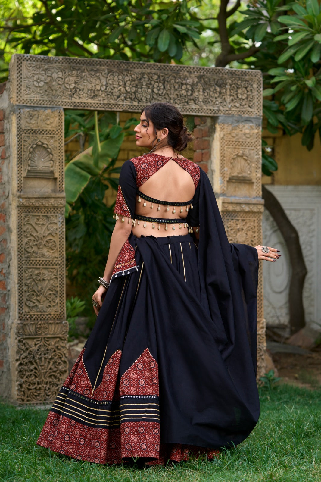 TRADITIONAL BOLD BLACK COTTON LEHENGA SET