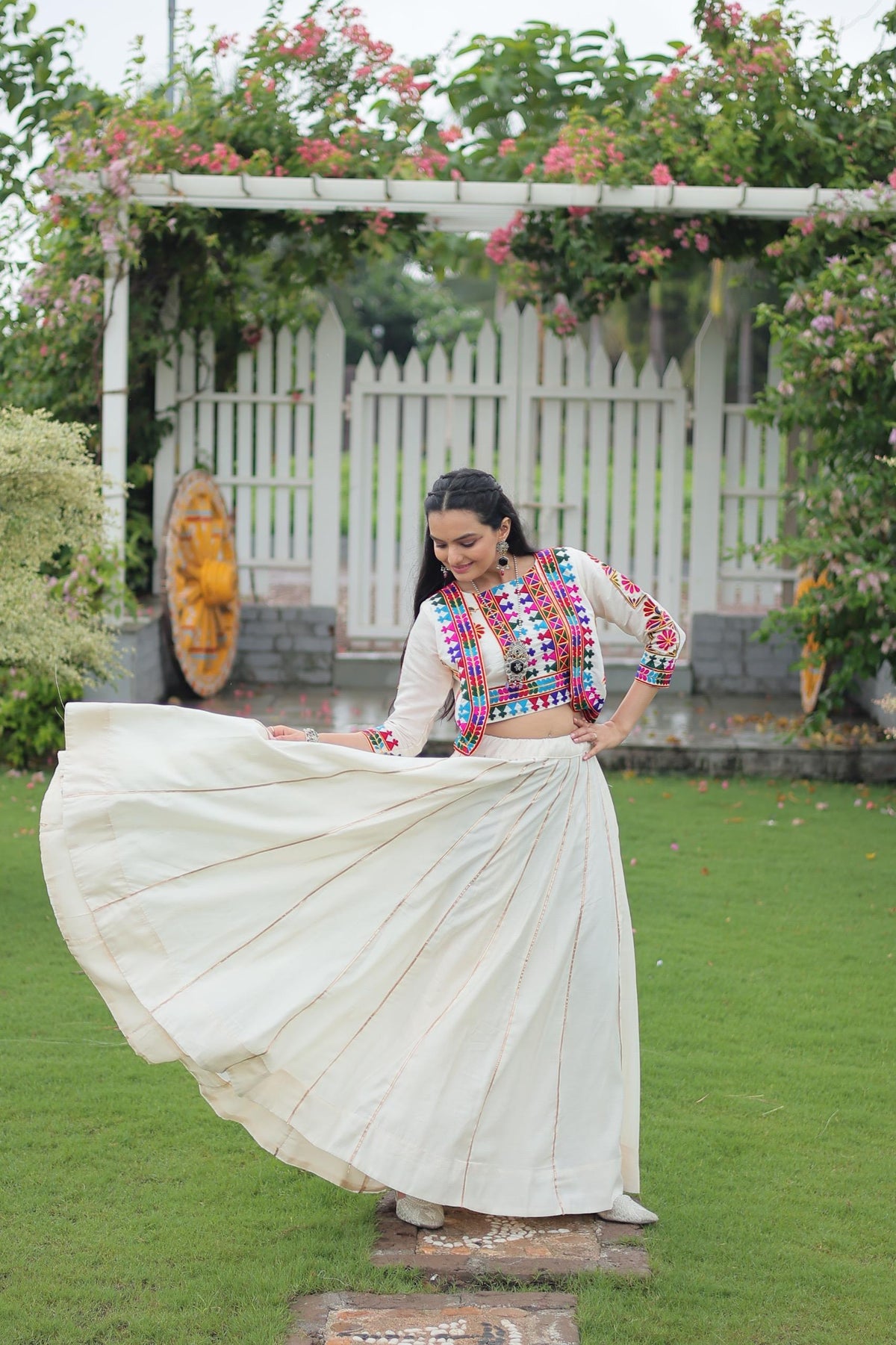 READY-TO-WEAR NAVRATRI LEHENGA CHOLI SET