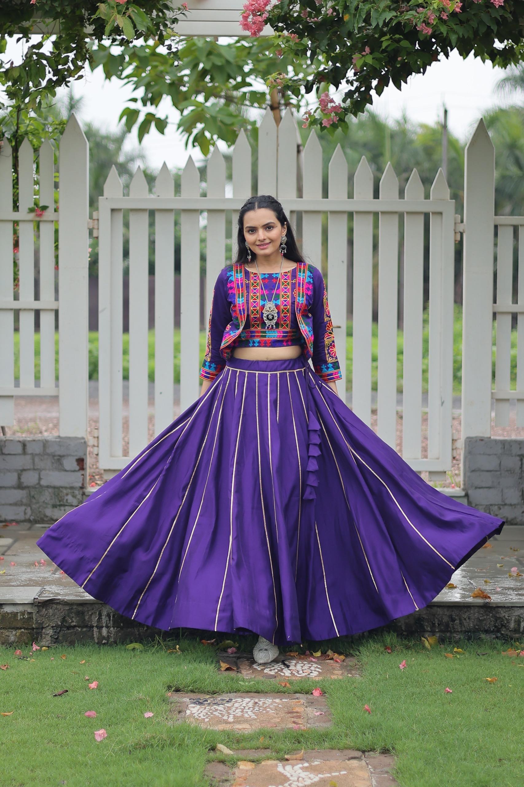 READY-TO-WEAR NAVRATRI LEHENGA CHOLI SET