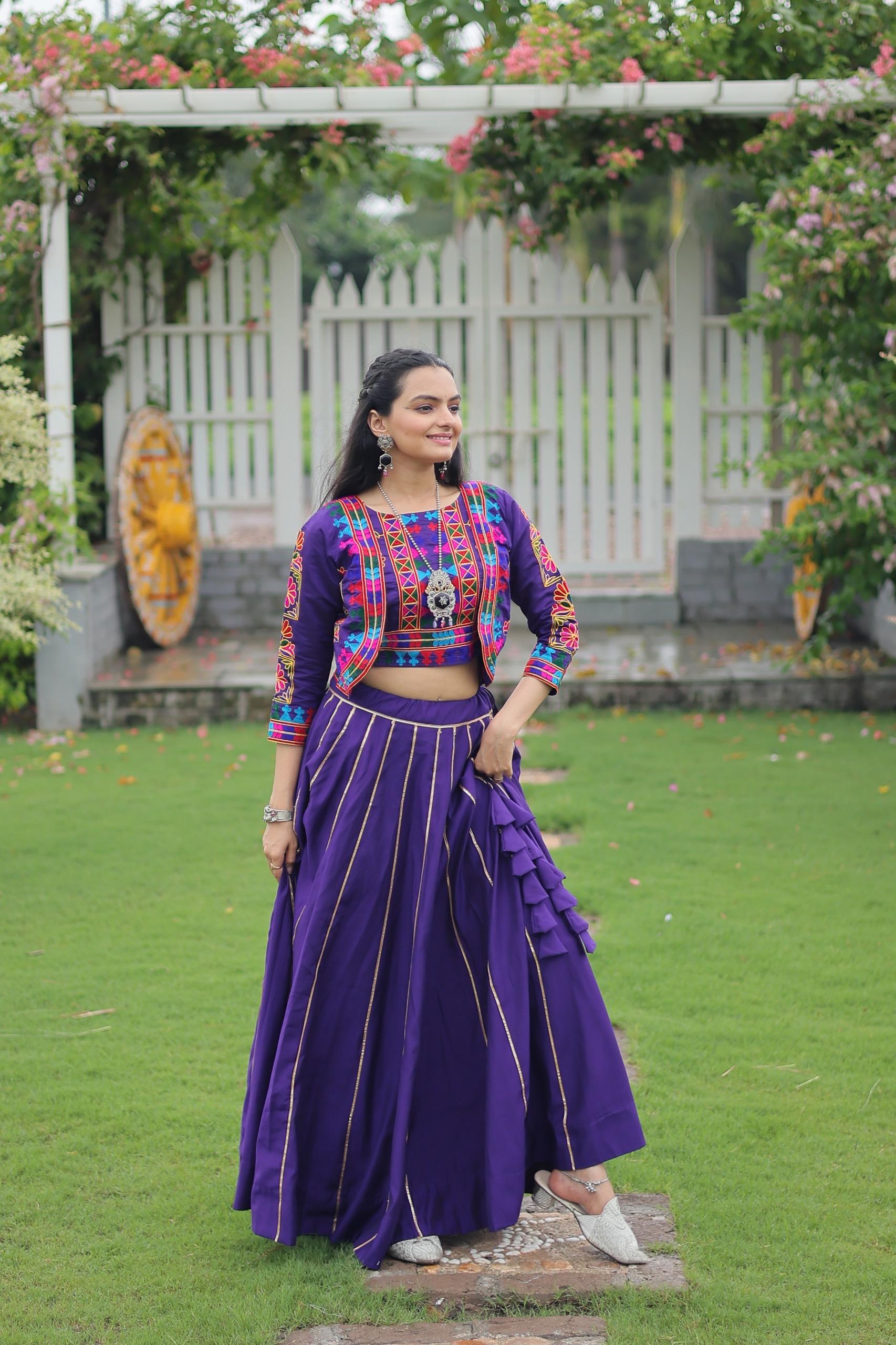 READY-TO-WEAR NAVRATRI LEHENGA CHOLI SET