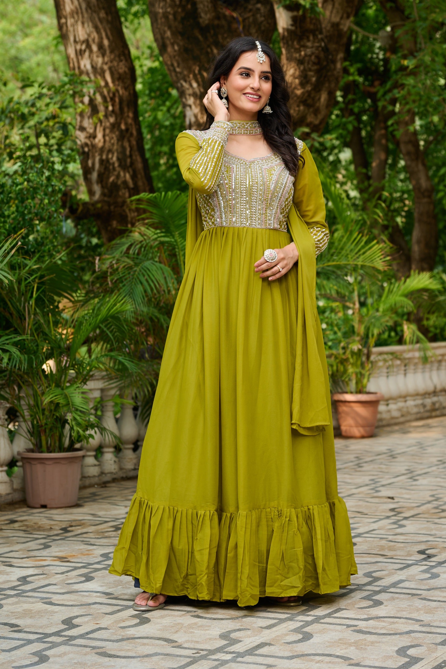 LUXURIOUS STAR GEORGETTE DESIGNER GOWN WITH DUPATTA