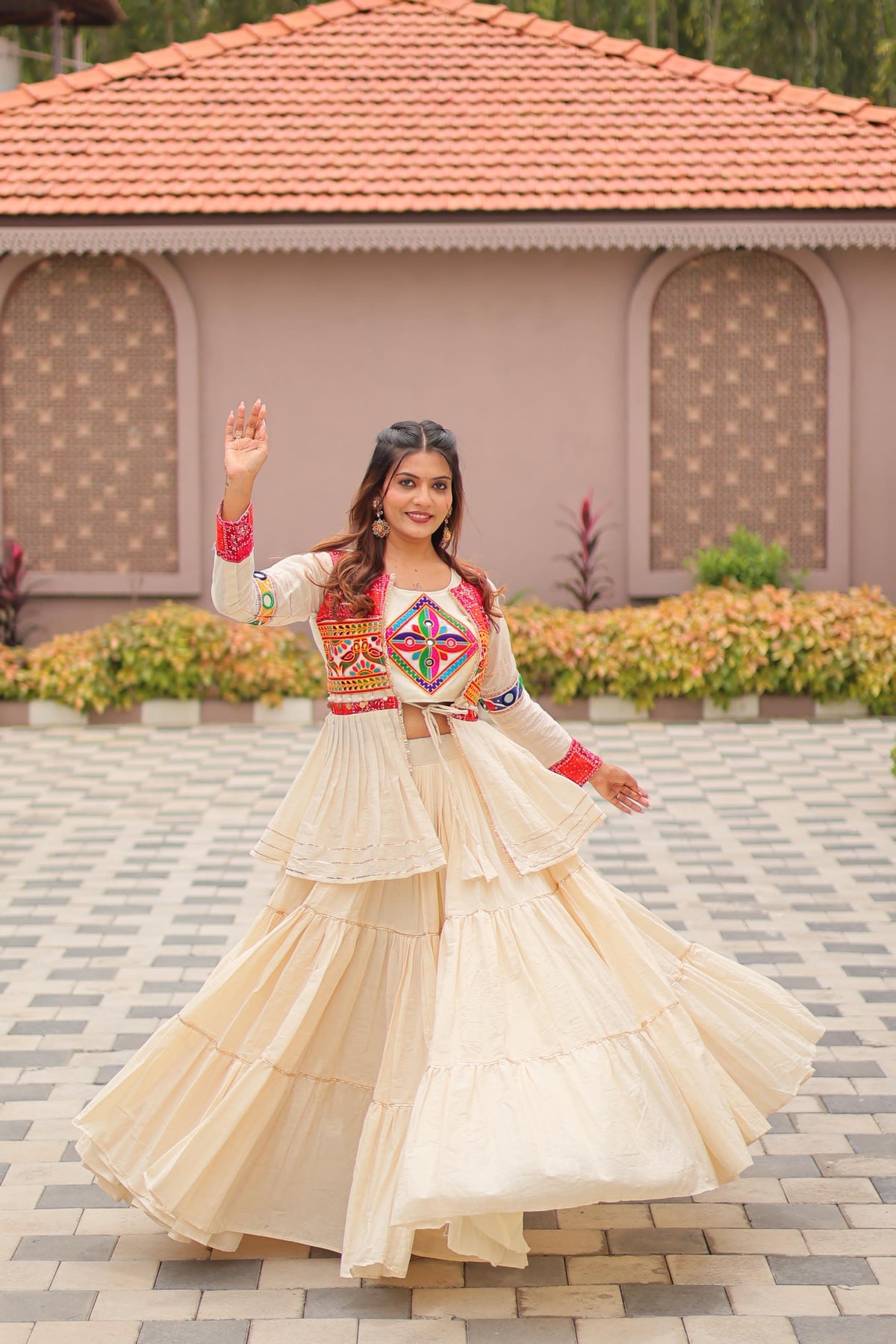 GAMTHI WORK LEHENGA CHOLI WITH 9 METER FLAIR