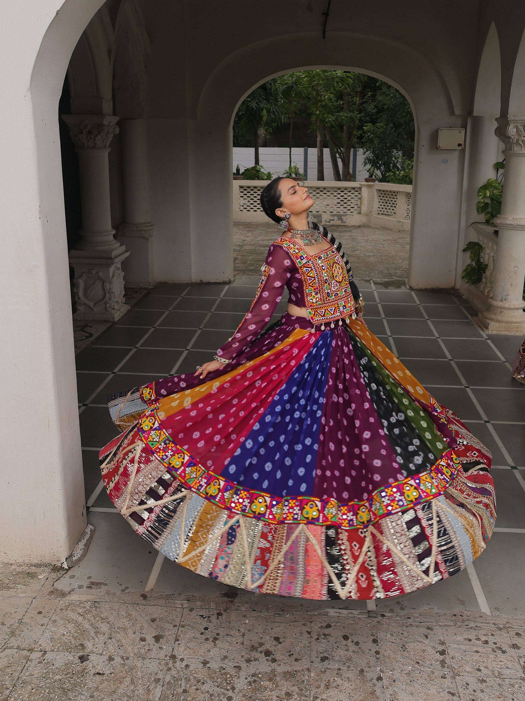 GAMTHI & VINTAGE GEORGETTE LEHENGA CHOLI SET