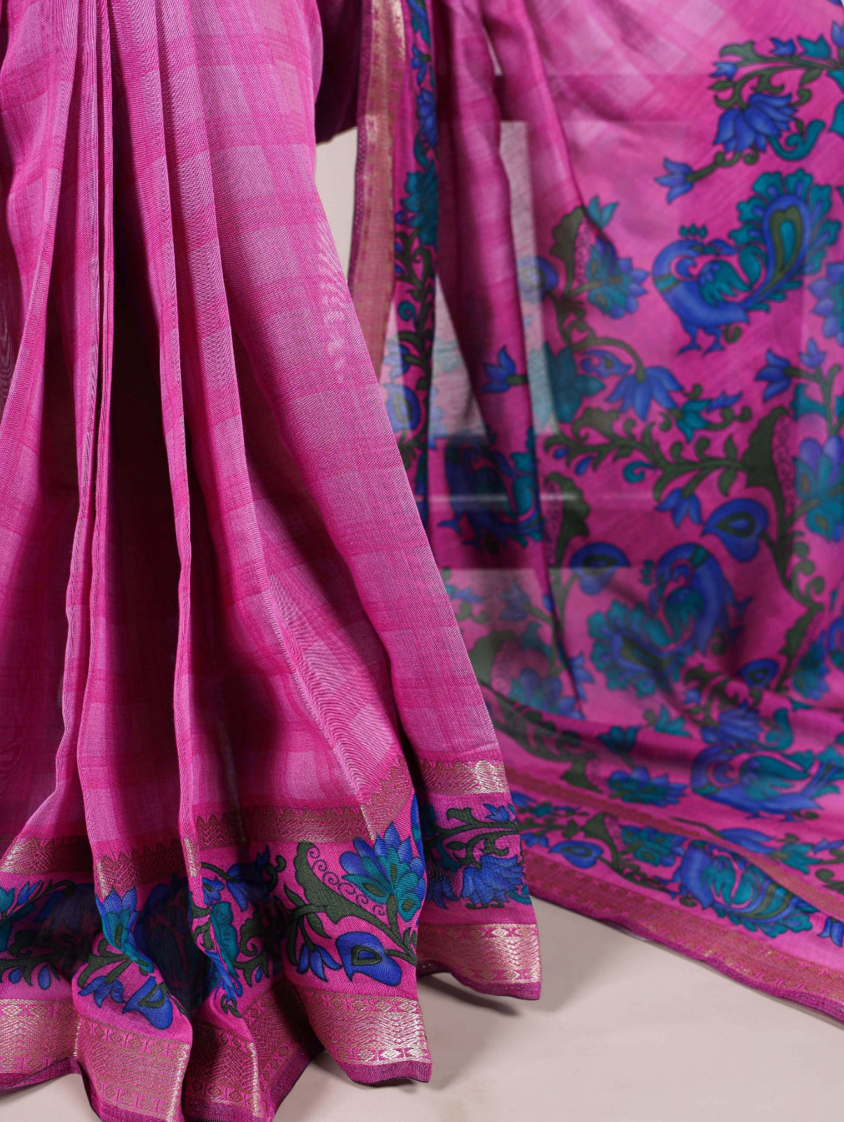 ELEGANT PRINTED SAREES WITH ZARI WEAVING