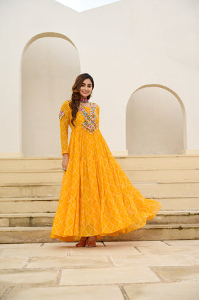 BANDHANI PRINT FAUX GEORGETTE GOWN WITH KUTCHI PATCHWORK