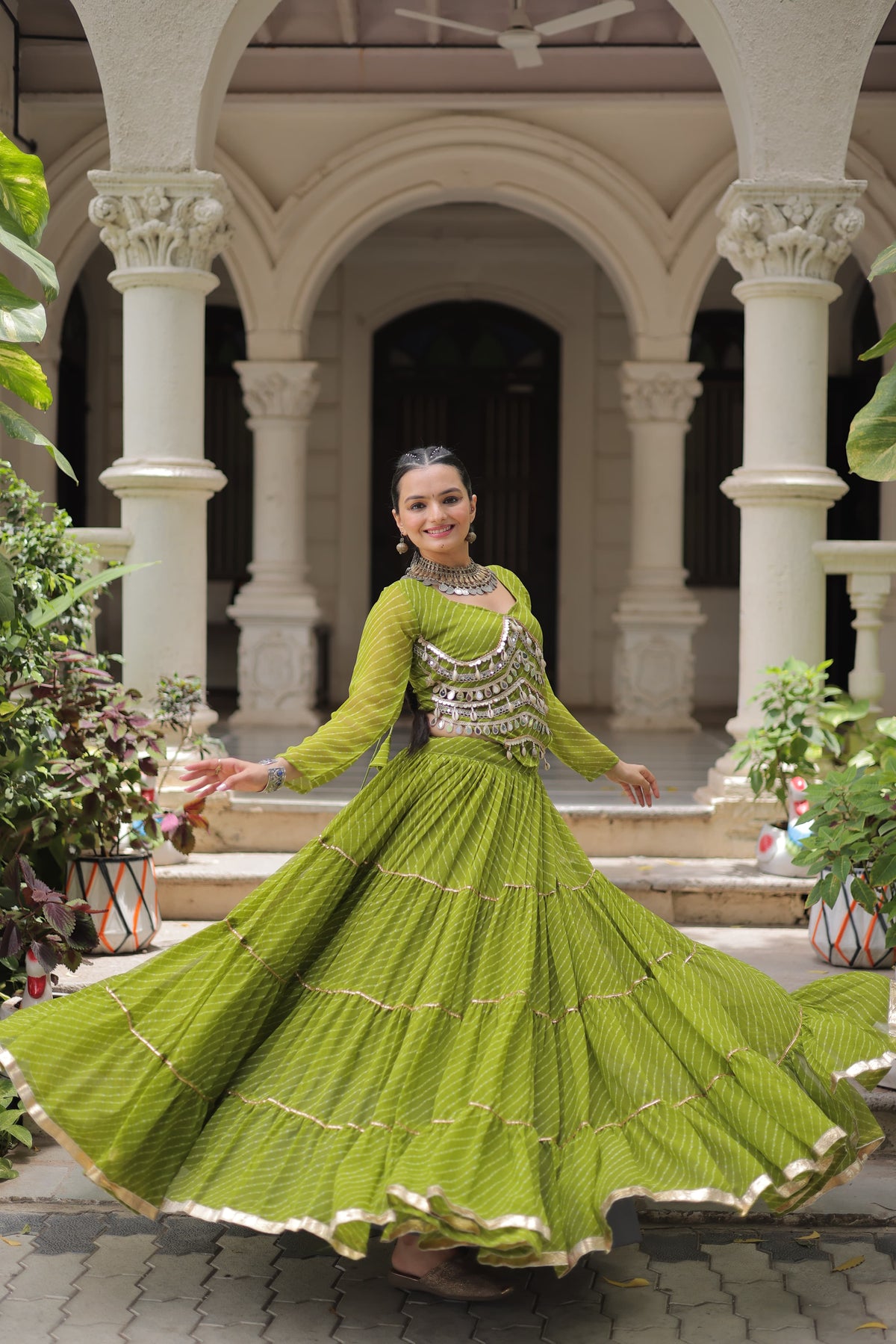 LEHERIYA PRINT LEHENGA WITH GOTA PATTI & MIRROR