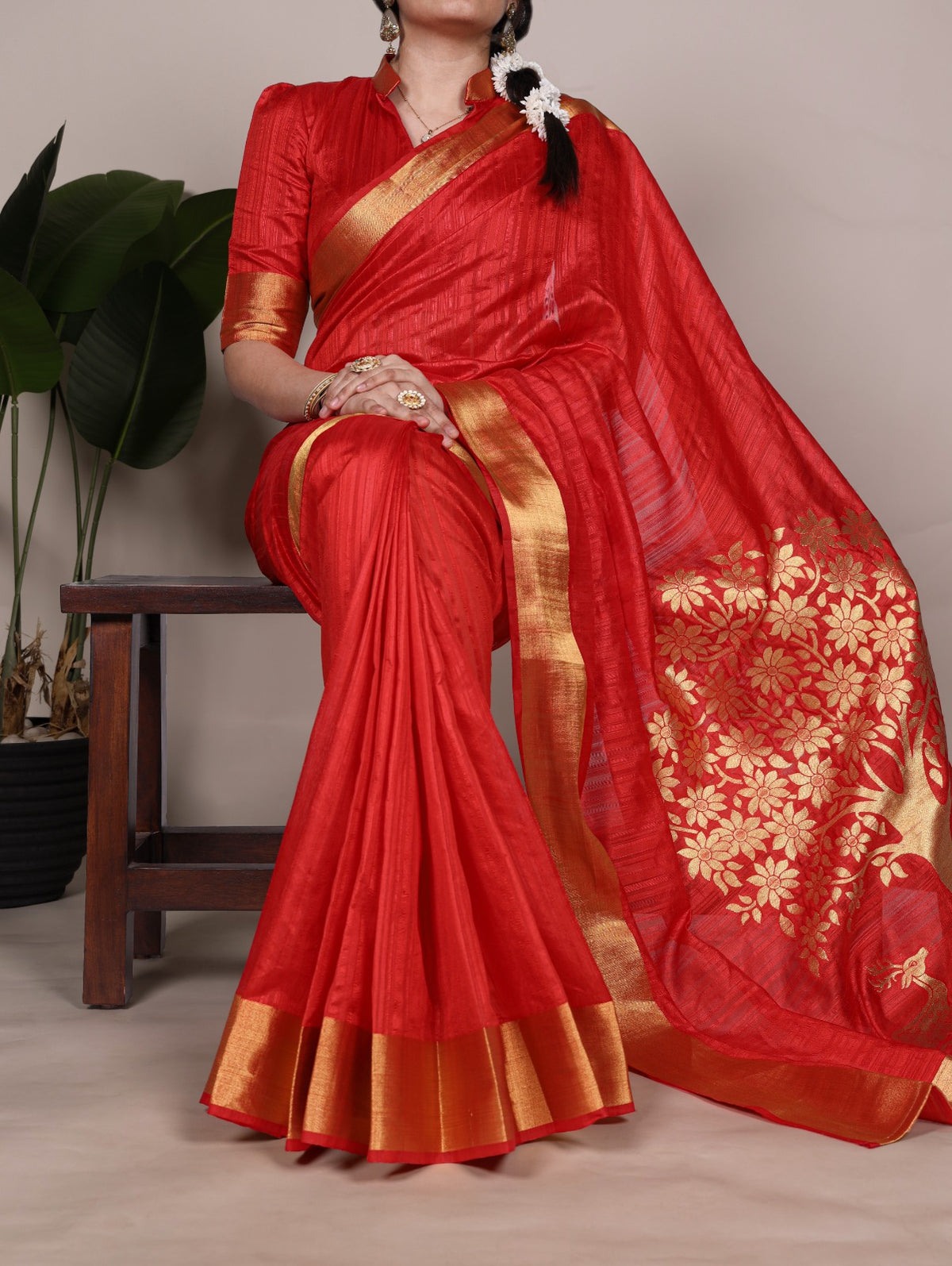 Festive Raw Silk Sarees For ONAM