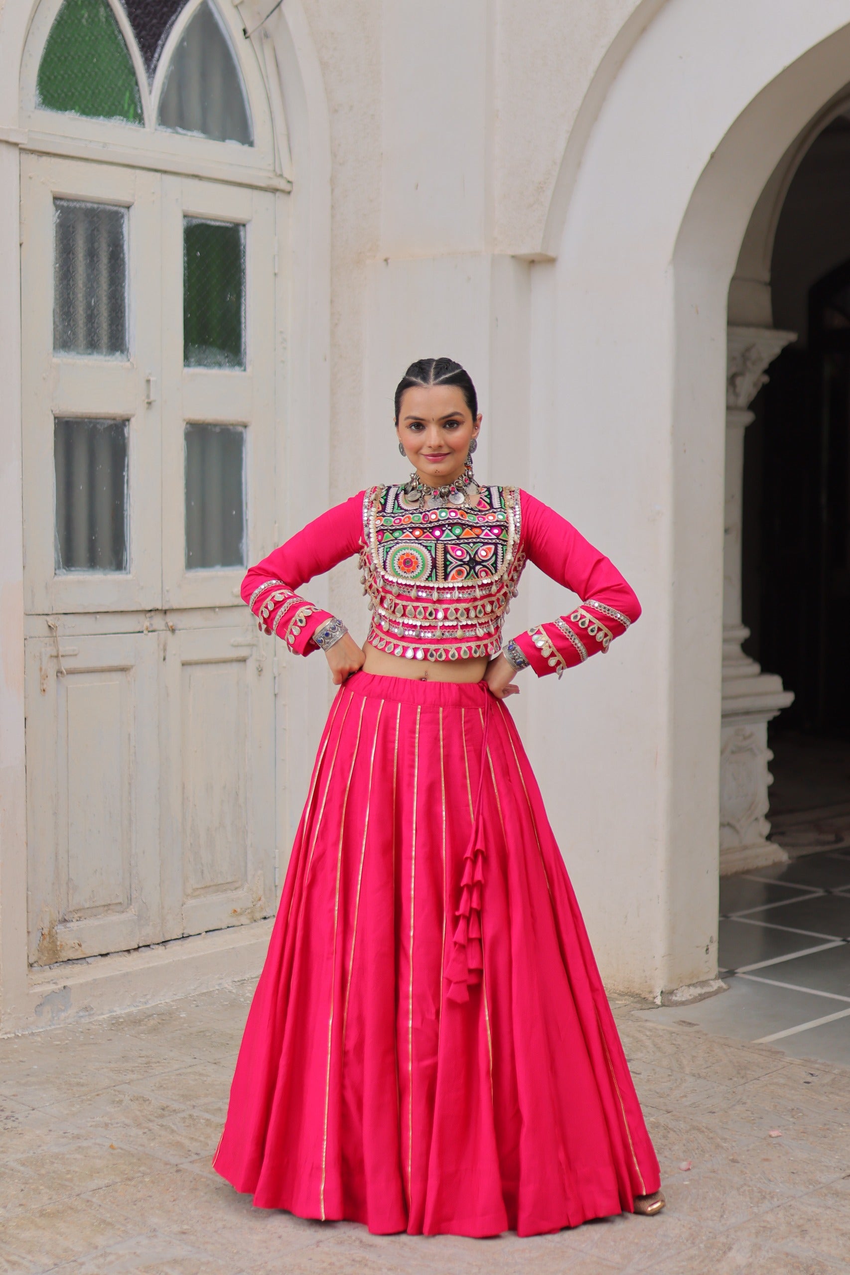 KUTCHI GAMTHI EMBROIDERY MIRROR LACE LEHENGA CHOLI