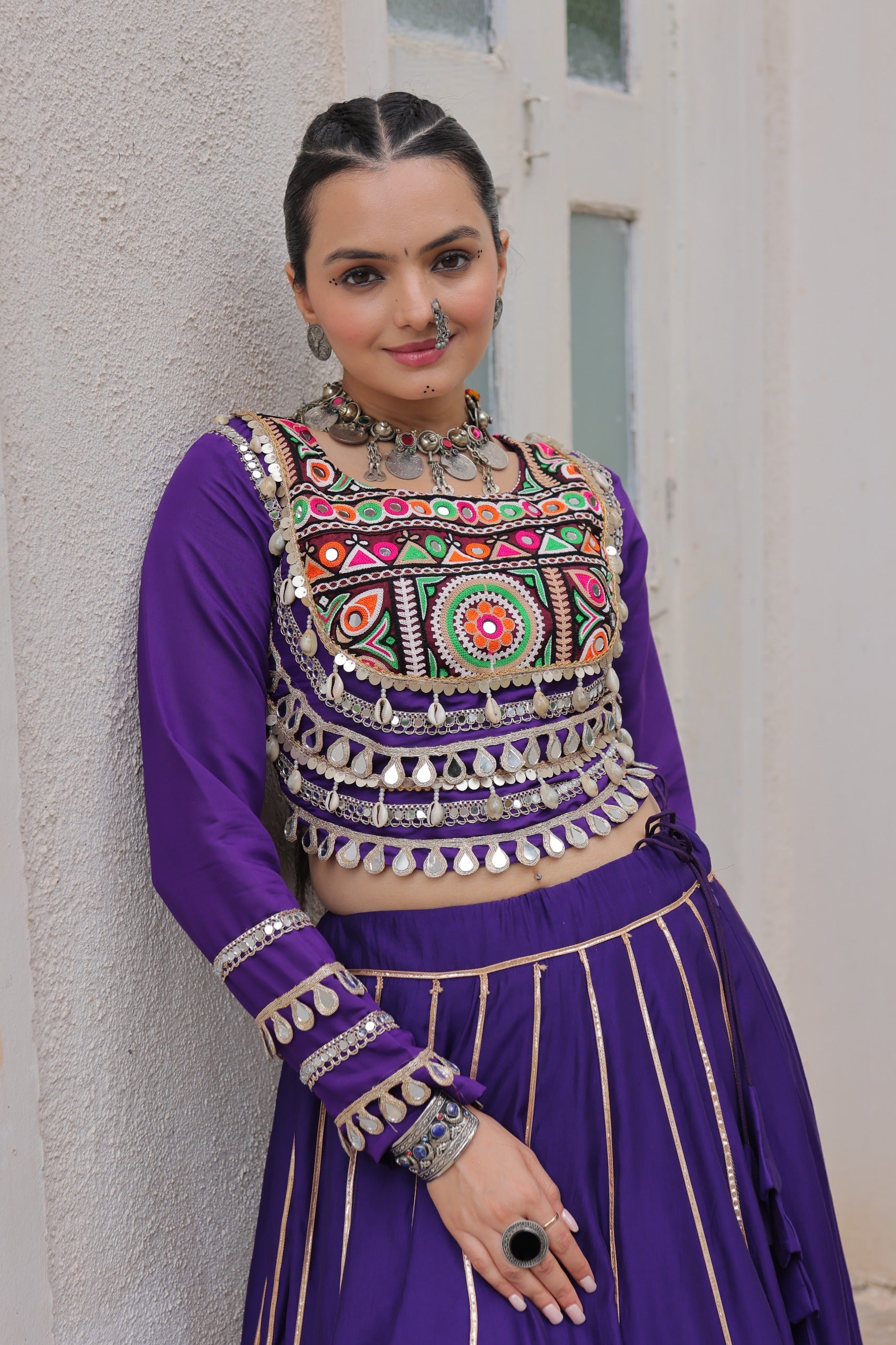 KUTCHI GAMTHI EMBROIDERY MIRROR LACE LEHENGA CHOLI