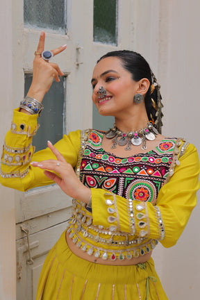 KUTCHI GAMTHI EMBROIDERY MIRROR LACE LEHENGA CHOLI