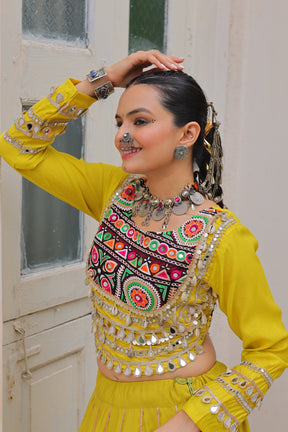 KUTCHI GAMTHI EMBROIDERY MIRROR LACE LEHENGA CHOLI