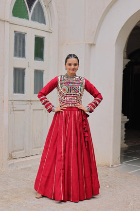 KUTCHI GAMTHI EMBROIDERY MIRROR LACE LEHENGA CHOLI