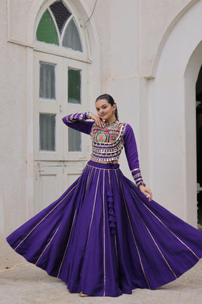 KUTCHI GAMTHI EMBROIDERY MIRROR LACE LEHENGA CHOLI