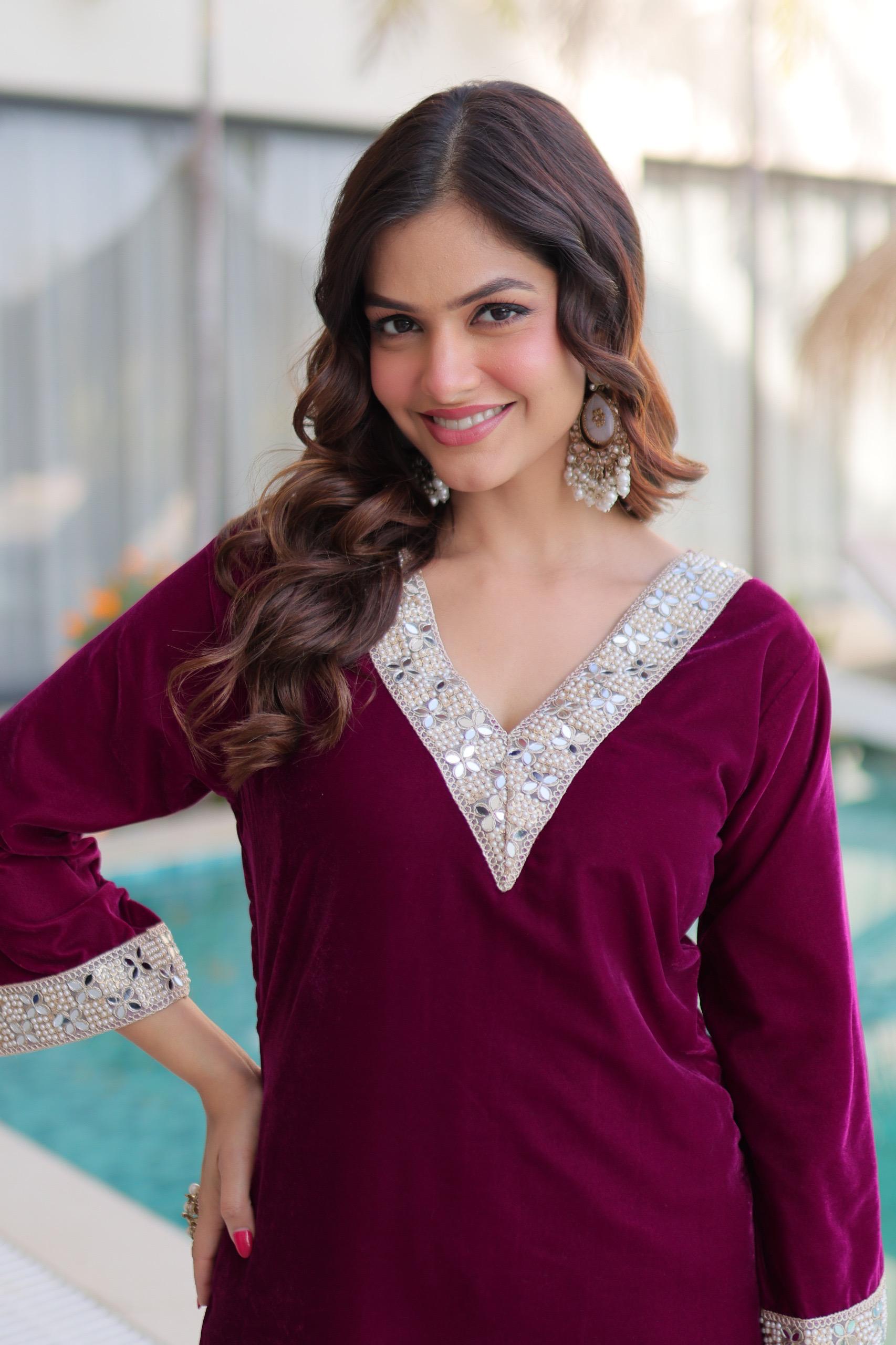 Ready-Made Top Pant Set with Batwa – Velvet Mirror Work