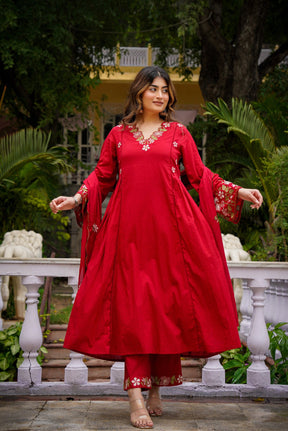 Chanderi Silk Elegance with Organza Grace