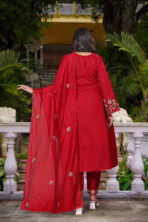 Chanderi Silk Elegance with Organza Grace