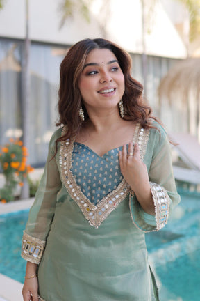 Ready-Made Top Pant Set with Batwa