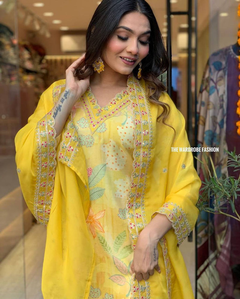 YELLOW MASLEEN SILK WITH ORGANZA DUPATTA